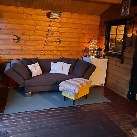 Ostsee Jaegerhuette Am Waldesrand Mit Sauna 아파트 Gelbensande
