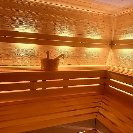 Ostsee Jaegerhuette Am Waldesrand Mit Sauna 아파트 Gelbensande