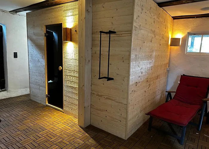 Ostsee Jaegerhuette Am Waldesrand Mit Sauna Gelbensande